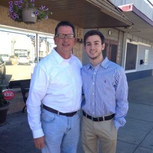 Meet your Posher, Jaron